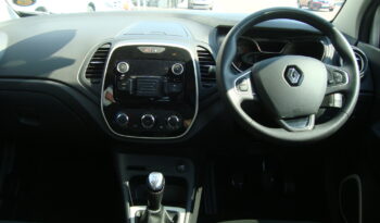 
									2018 Renault Captur 900T Blaze full								