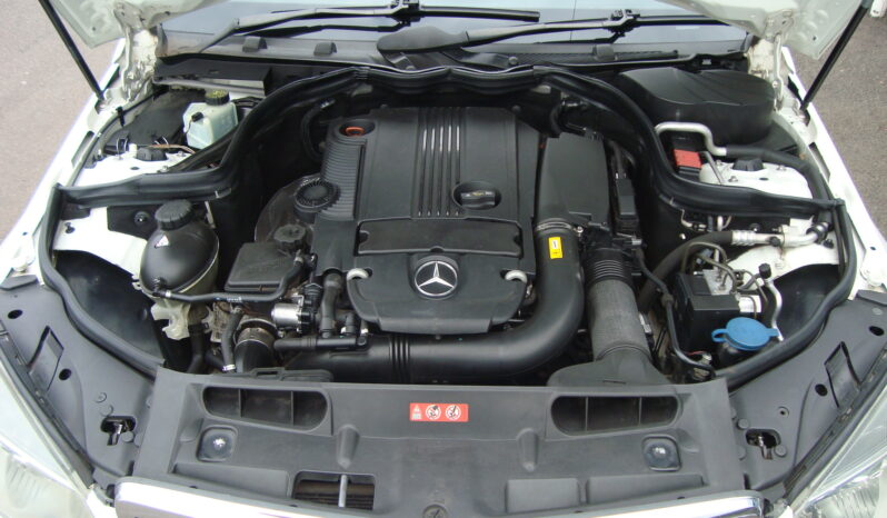 
								2010 Mercedes Benz C180 CGi Classic Auto full									