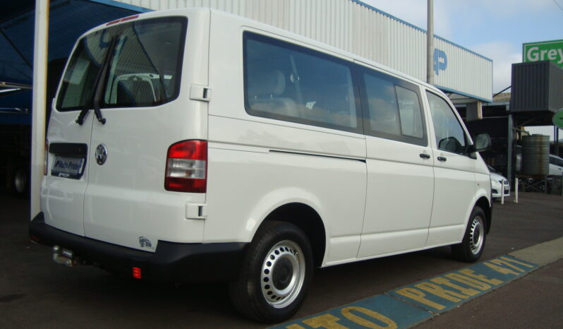 
								2012 Volkswagen T5 Transporter Crew Bus 2.0 TDi (75KW) Manual full									