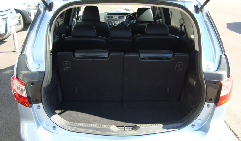 
								2011 Mazda 5 2.0 Individual 6-Speed Manual full									